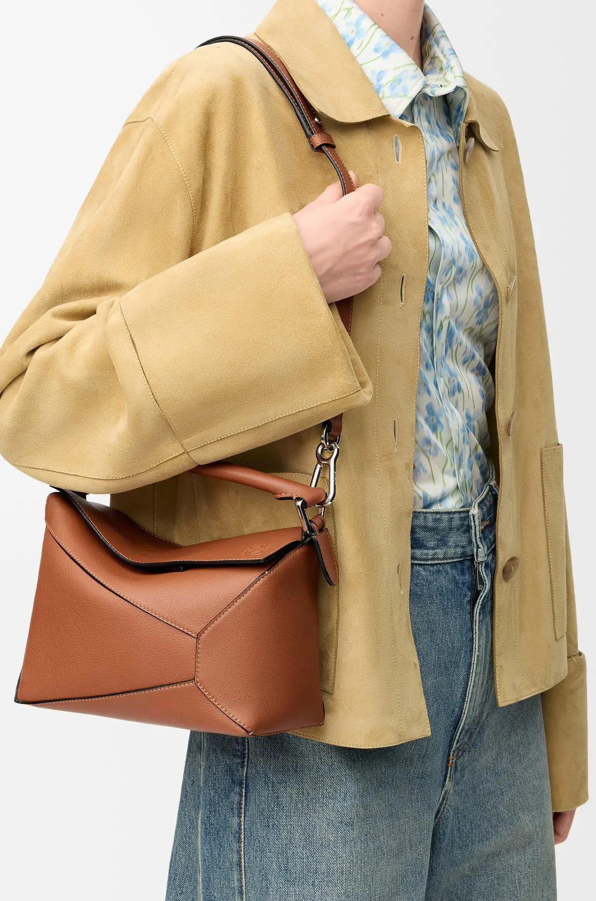 A510P60X41_2530_1O LOEWE Small Puzzle Edge bagin classic calfskin - Image 8