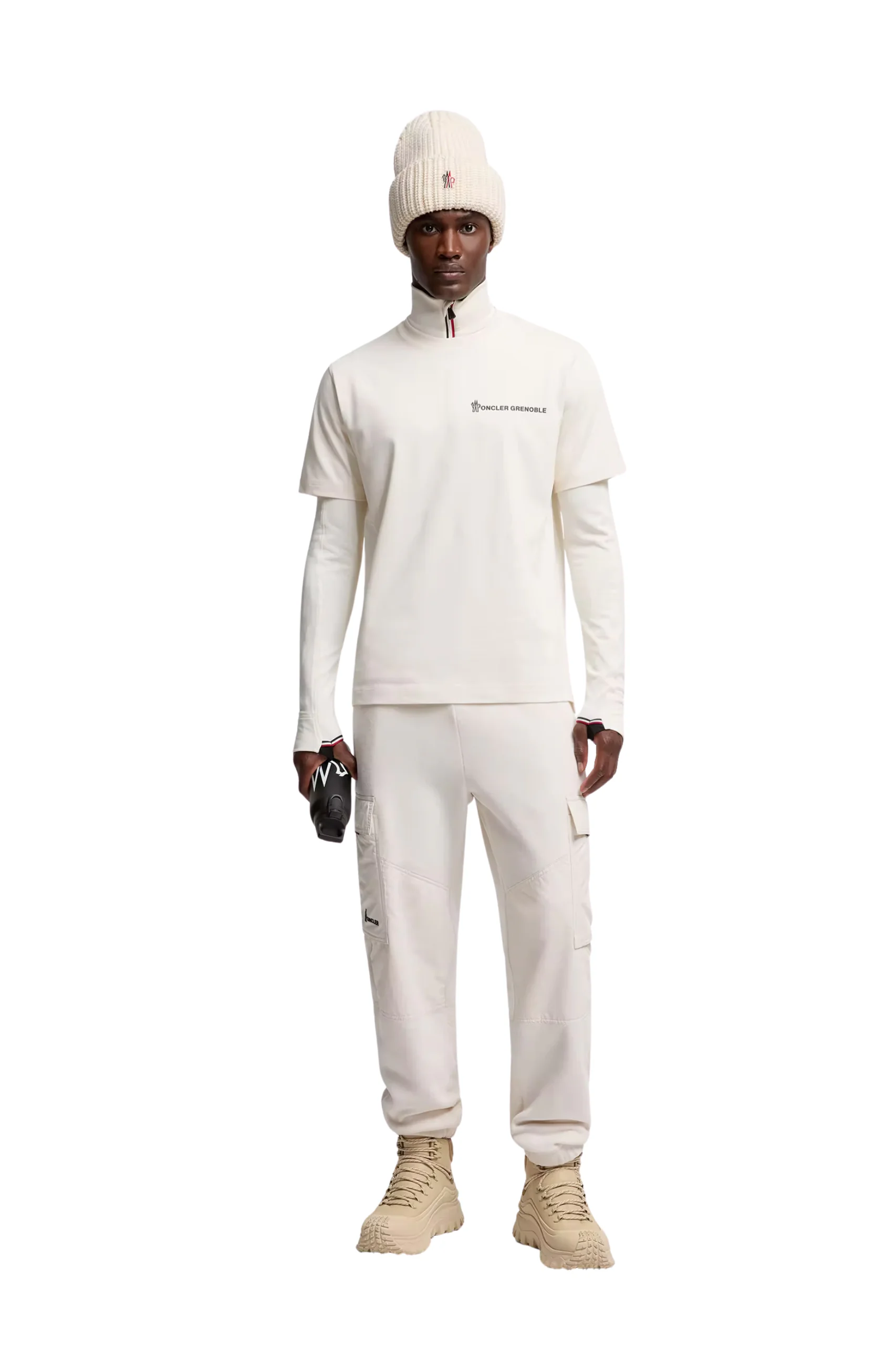 (XXX) K20978C0001189AZ9041_1 Moncler Embossed Logo Cotton T-Shirt - White – Bild 1