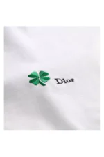 Dior T-Shirt with Dior Clover Embroidery, Relaxed Fit – Bild 6