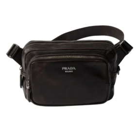 Prada Schultertasche aus Nappaleder mit Gebrauchseffekten