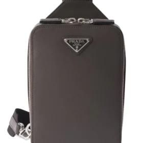 Prada Brique Tasche aus Saffiano-Leder in Rauchgrau